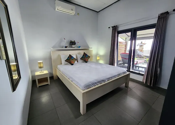 Aparthotel Bugbug 4*