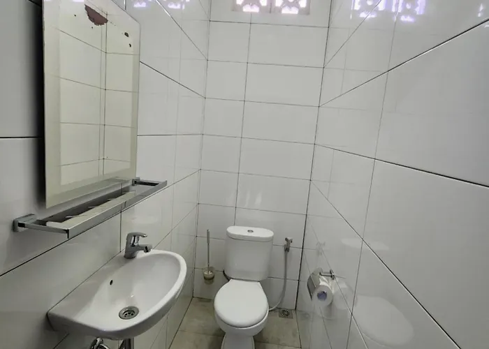 Aparthotel Bugbug 4*