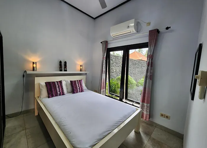 Bugbug Aparthotel